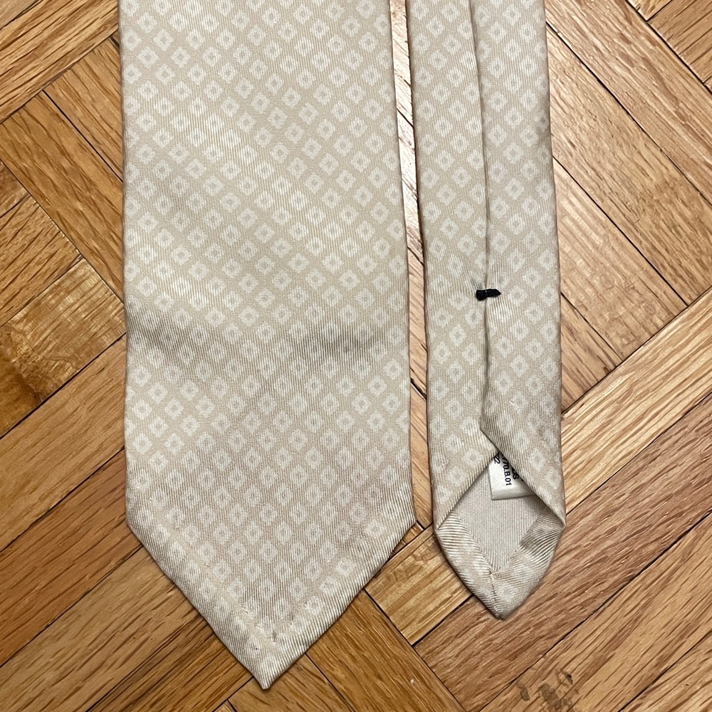 SUITSUPPLY Silk Tie Hand Sewn Edges